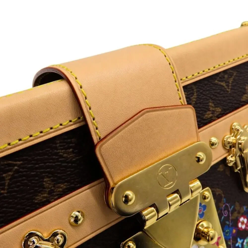 Louis Vuitton delivery duty